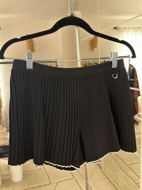 Jacquemus Black Knit Shorts with Branded Tag